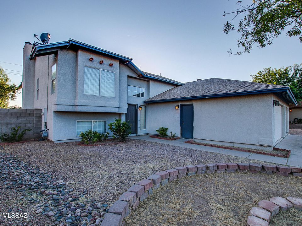 1st image of 3413 W Calle De La Bajada