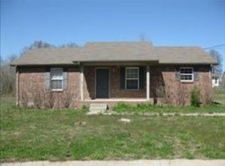 731 Noble Dr, Clarksville, TN 37042