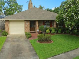 4916 Senac Dr, Metairie, LA 70003