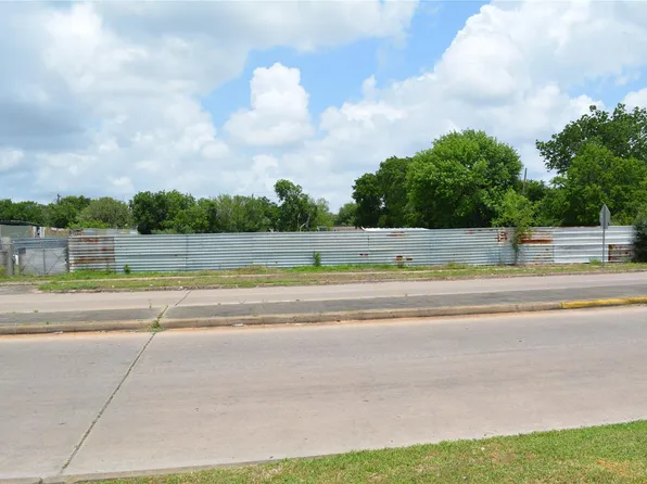 0 Reed Rd, Houston, TX 77033
