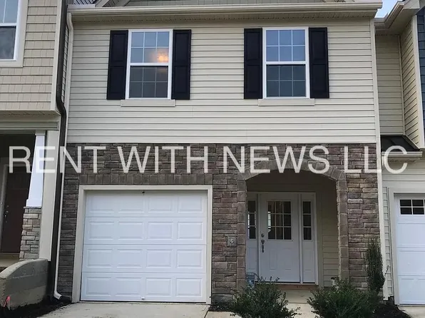 1070 Coldstream Dr, Burlington, NC 27215