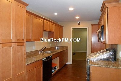 3rd image of 202 Ardmore Ave