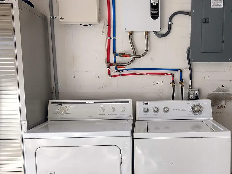 Washer and Dryer with on demand water tank