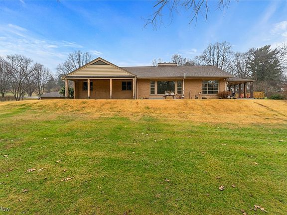 3rd image of 1137 Dairy Ln