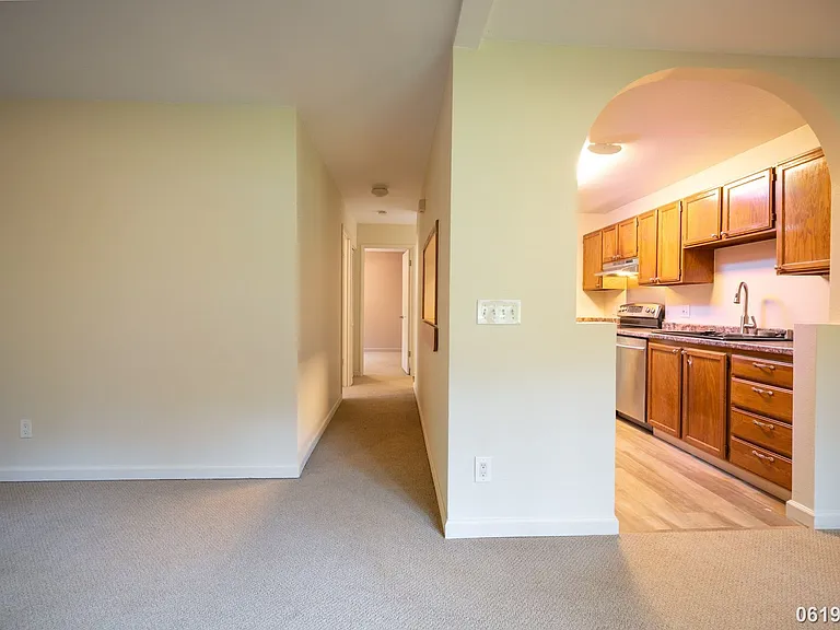 77 Karsten Dr #26C — Photo 8