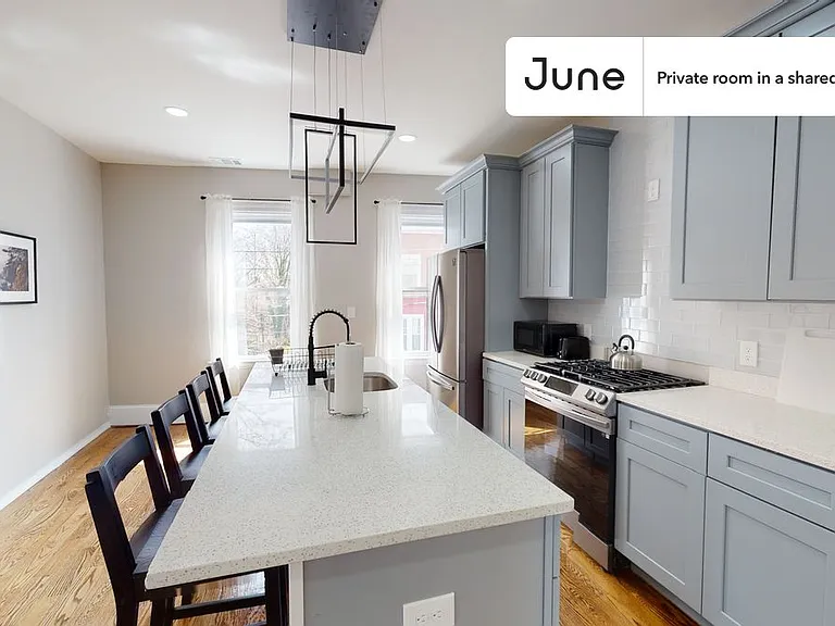 41 Dorr St #C — Photo 11
