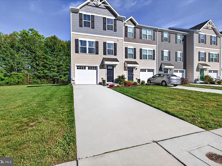 6364 Pebblebrook Dr — Photo 6