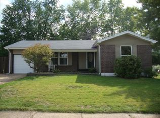 2204 Guebert Rd, Fenton, MO 63026