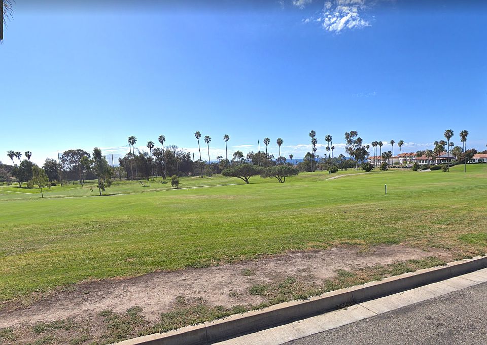 2nd image of 303 E Avenida Magdalena