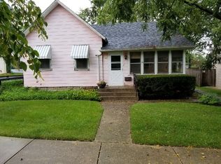 207 Short St, Lemont, IL 60439