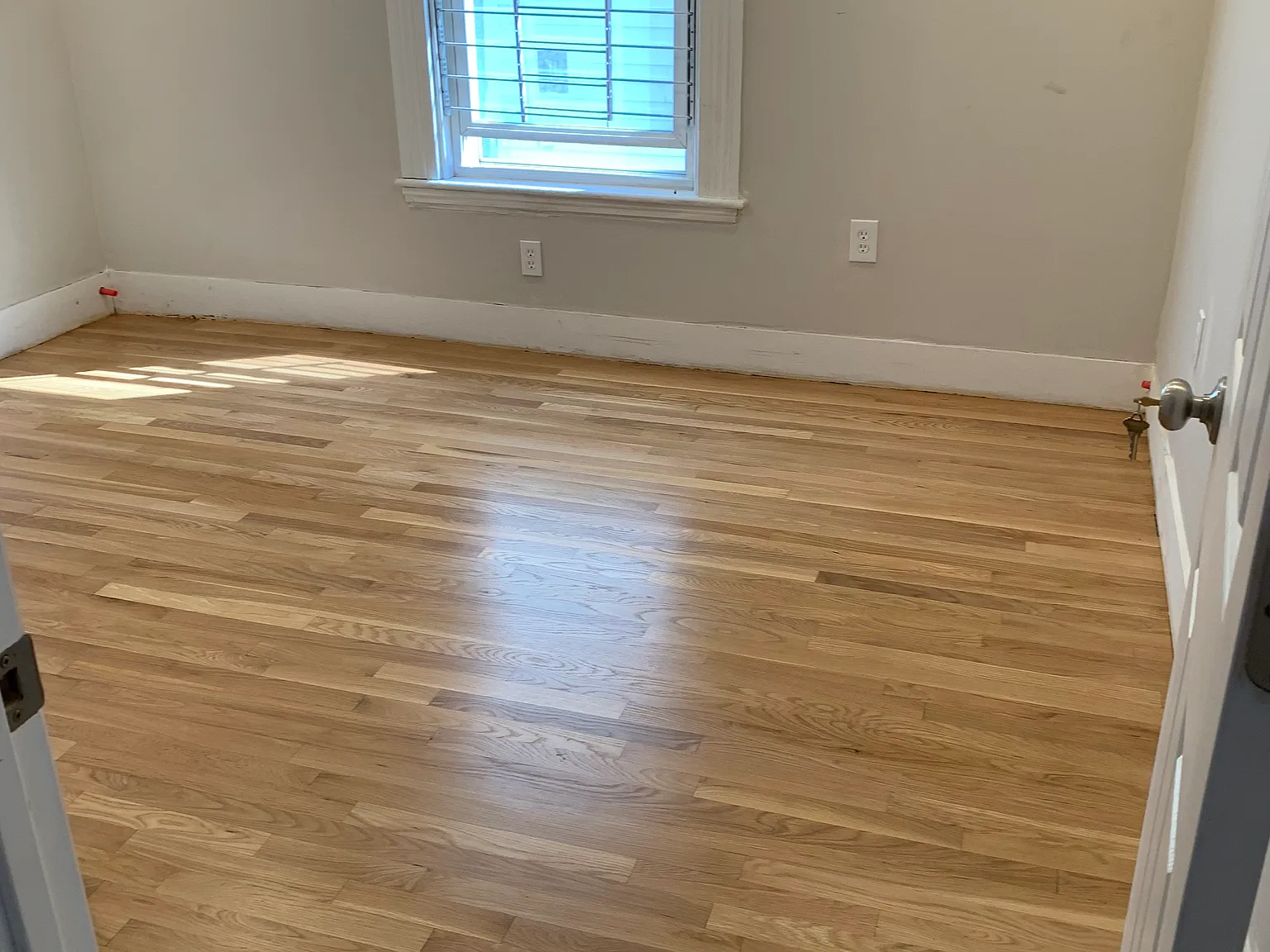 5 bed, 1449 sqft, $6,250 — Photo 3