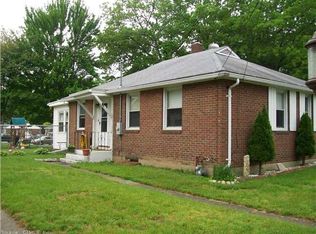 35 Wayne Dr, Plainville, CT 06062