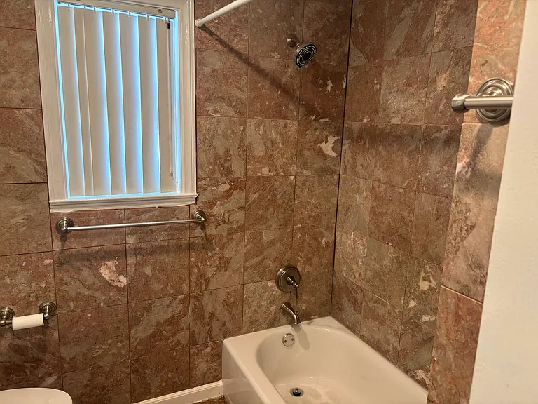 1906 Edith Dr #1 — Photo 15