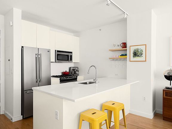 3rd image of 189 Schermerhorn St APT 6F