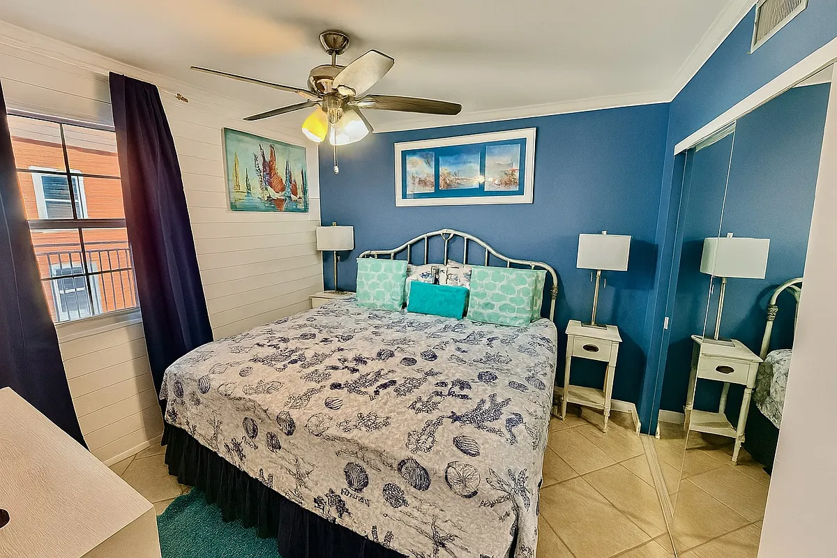 Building Photo - 2830 Scenic Gulf Dr #214