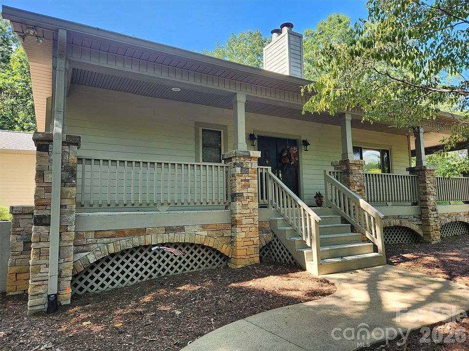 1st image of 124 Huntington Rd