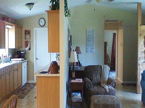 3rd image of 2498 SE Calusa Ave