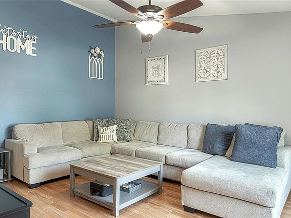 3rd image of 2510 Amarillo Dr