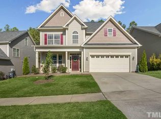 112 Vinewood Pl, Holly Springs, NC 27540