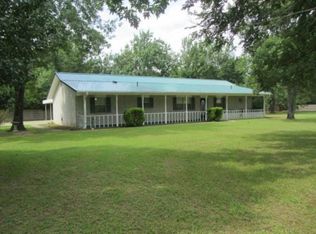 203 SE 7th St, Wilburton, OK 74578