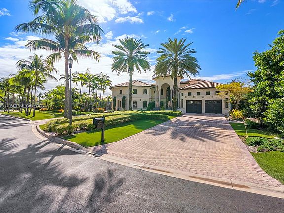 4th image of 680 Golden Beach Dr