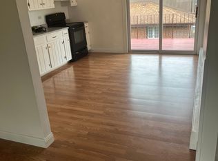 524 E Hauert St #4, Peotone, IL 60468