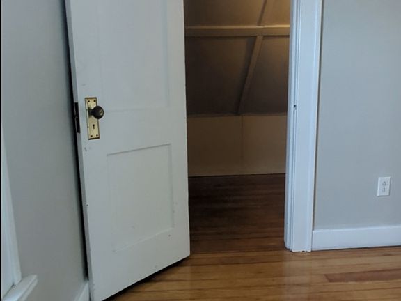 Entrance storage with plenty of room for bikes, shoes, or anything you might want to keep ready to go.