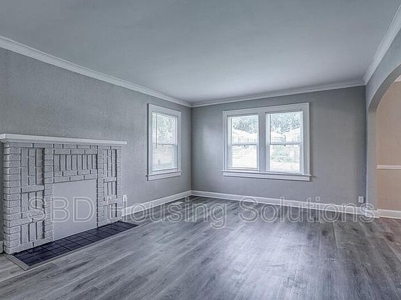 3rd image of 1025 N 22nd St
