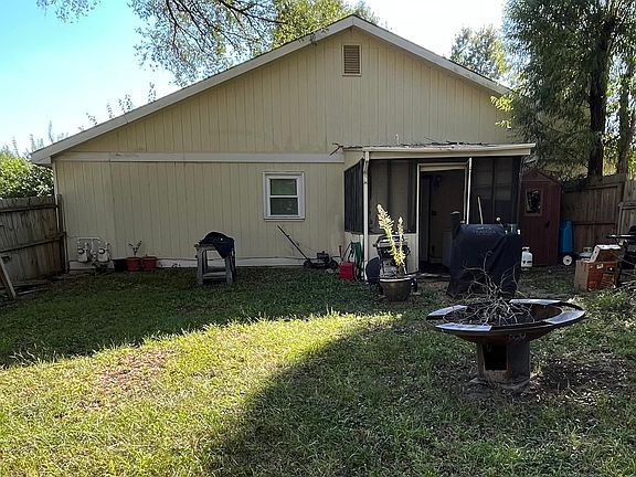 2nd image of 2712 Trail Dust Ct