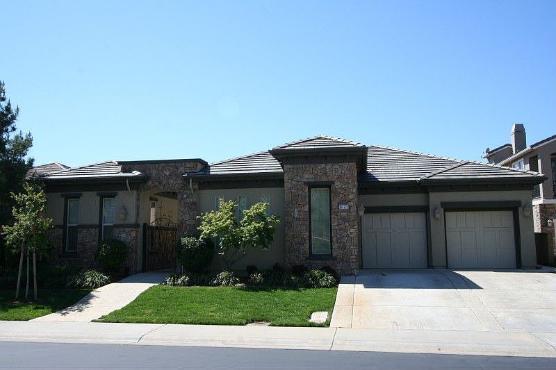 1st image of 6121 Southerness Dr