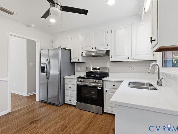 3rd image of 7986 Wynbrook Ln