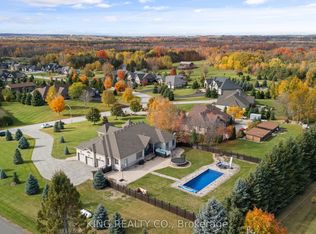 2 Dale Cres, Bradford West Gwillimbury, ON L0L 1L0