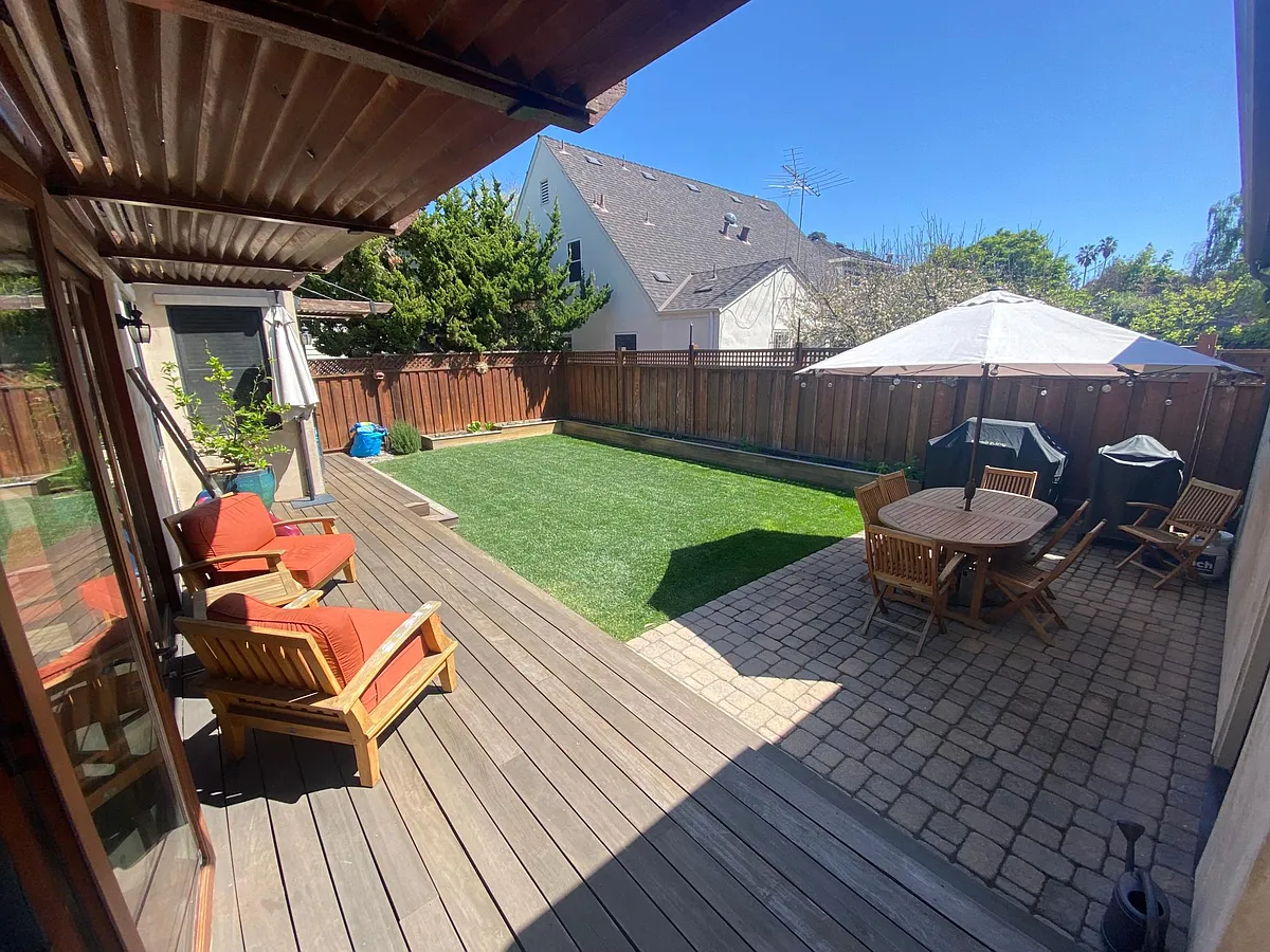 Patio - 1212 McKendrie St