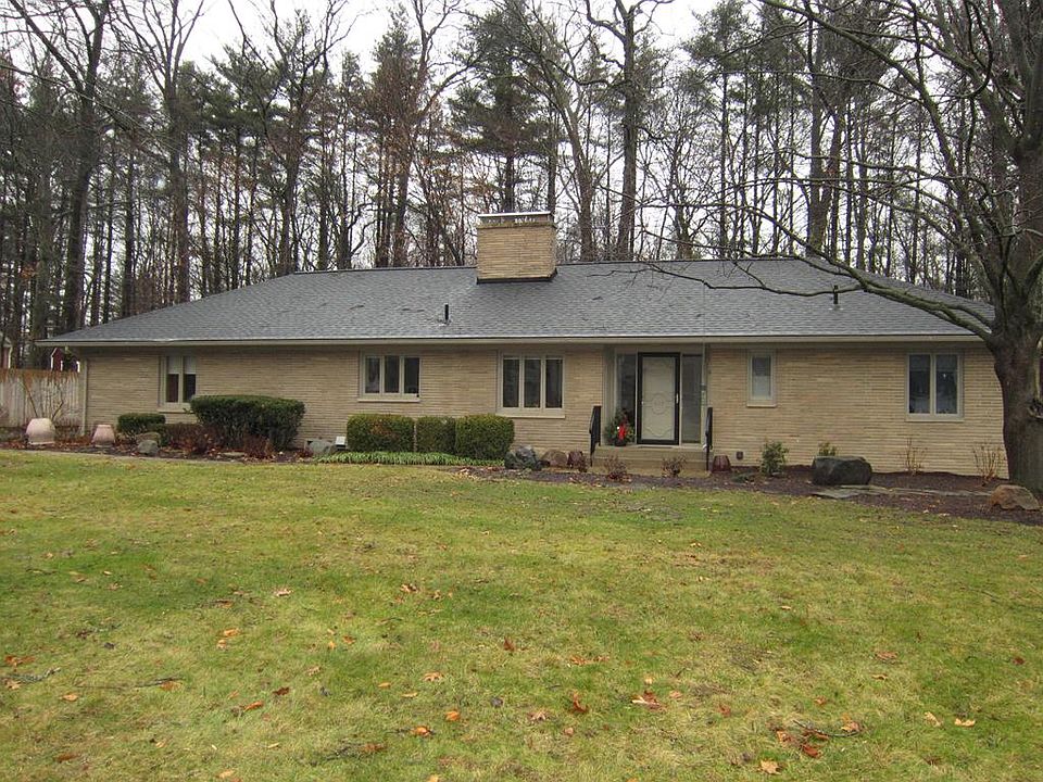 1st image of 448 N Woodhill Dr