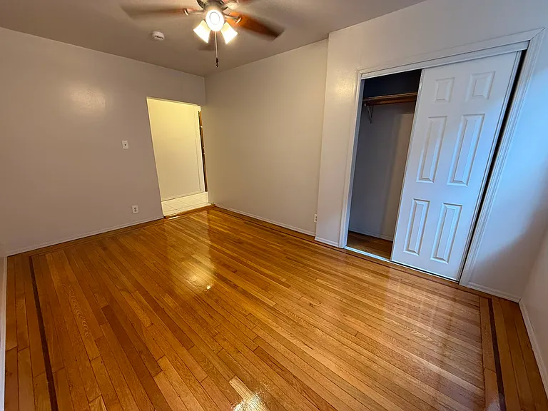 6604 Broadway #25E — Photo 7