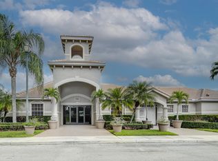 5031 Wiles Rd APT 203, Pompano Beach, FL 33073