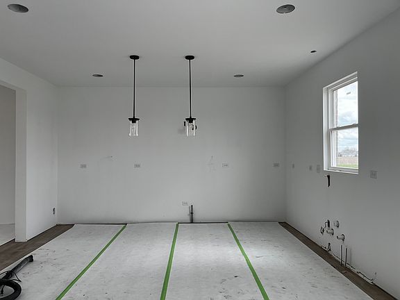 4th image of 2137 Ambry Cir