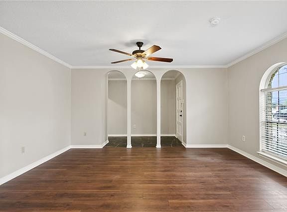 3rd image of 4712 Southshore Dr