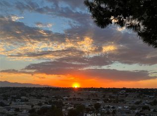 17070 Danbury Ave, Hesperia, CA 92345