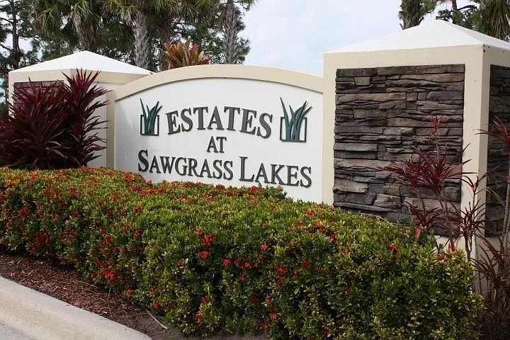 1st image of 466 SW Vista Lake Dr