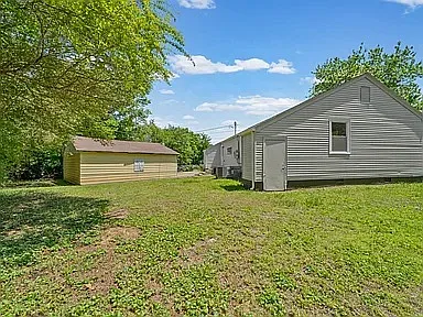 3 bed, 1108 sqft, $1,500 — Photo 3