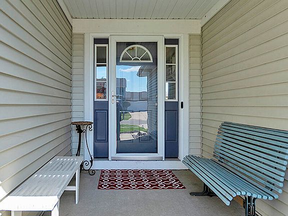 2nd image of 14719 Robinwood Dr