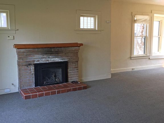 gas fireplace insert in living room