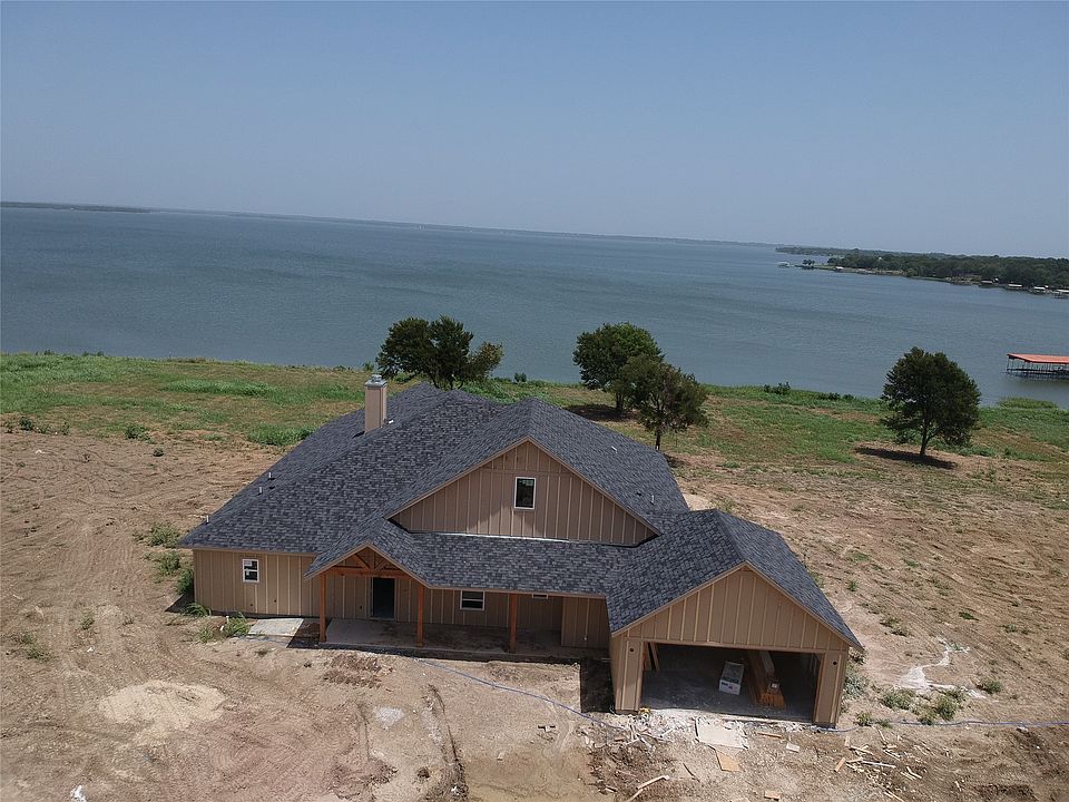 1st image of 261 Caro Dr