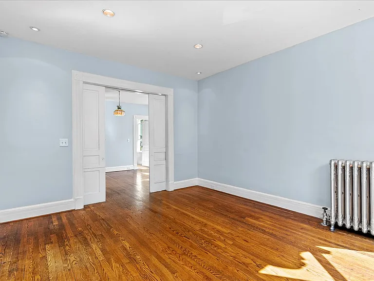 171-173 Norton St #2 — Photo 11