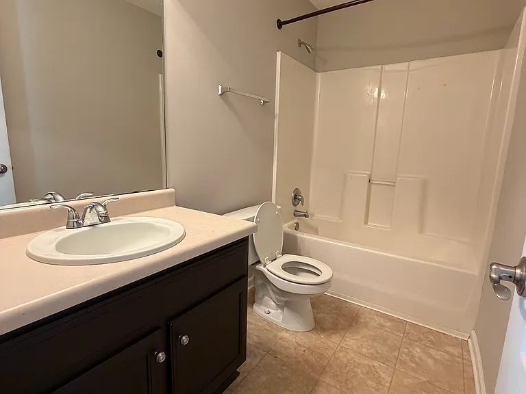 10 Walton Woods Ct — Photo 17