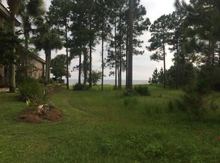 Sunset Harbour N, Freeport, FL 32439