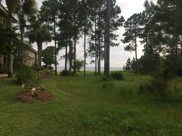 Sunset Harbour N, Freeport, FL 32439