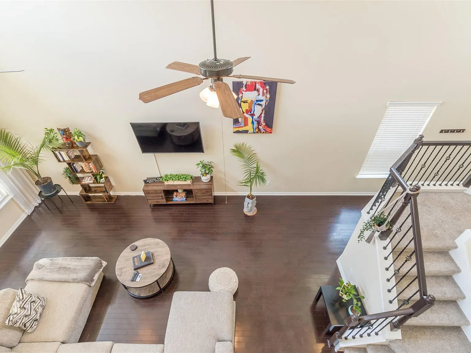 3 bed, 2.5 bath, 1895 sqft, $2,750 — Photo 4