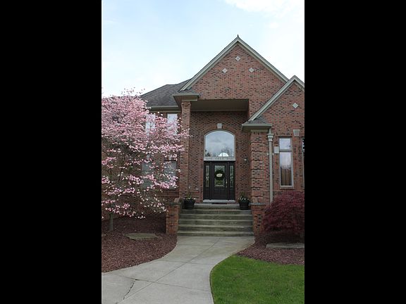 3rd image of 5860 Jackelyn Ct